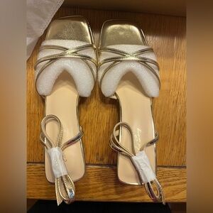 NEW Elisabet Tang Gold Strappy Heel Sandals Size 8 Square Toe 3” Heel